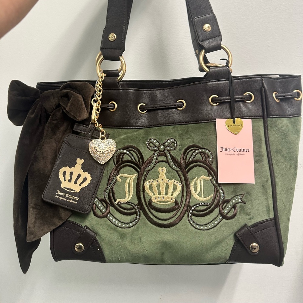 Juicy Couture green and brown lovers club daydreamer